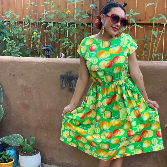 Vintage 1980s Tropical Fruit Green Dress Mod Farmers Market Chic M/L - Picture 8 of 9